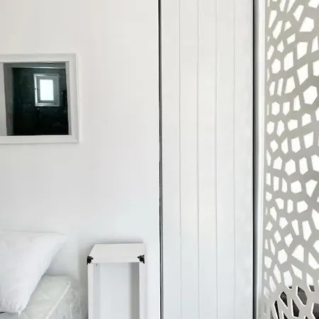 Cabarnus House Páros